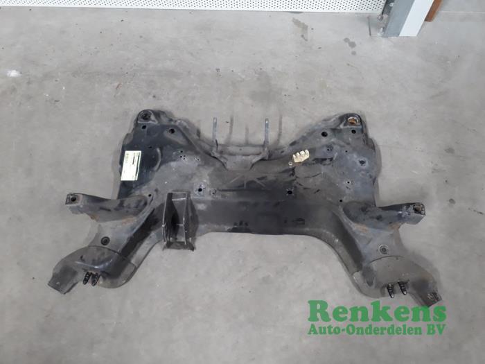 Usagé Faux châssis Citroen C4 Picasso (UD/UE/UF) 2.0 HDiF 16V 135 Prix € 75,00 Règlement à la marge proposé par Renkens Auto-Onderdelen B.V.