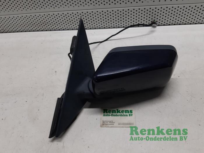 Wing mirror, left from a BMW 3 serie (E46/4) 318i 2001