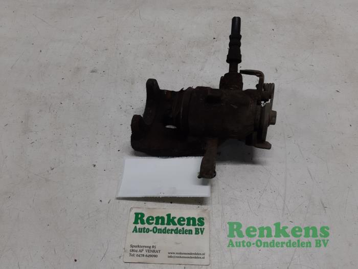 Gebrauchte Bremszange rechts hinten Ford Mondeo IV Wagon 2.0 TDCi 130 16V Preis € 35,00 Margenregelung angeboten von Renkens Auto-Onderdelen B.V.