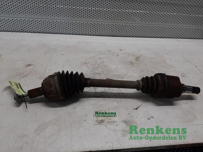 Front drive shaft, left from a Ford Mondeo IV Wagon 2.0 TDCi 130 16V 2009