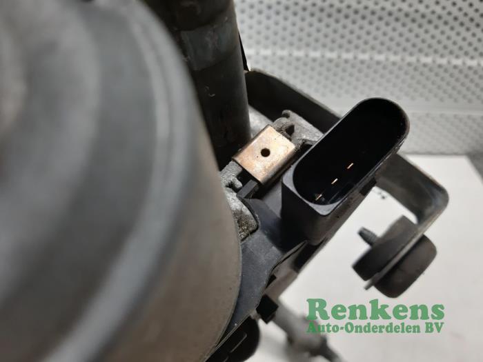 Wiper motor + mechanism Volkswagen Touran 1.9 TDI 105 Euro 3 2K1955023G BOSCH