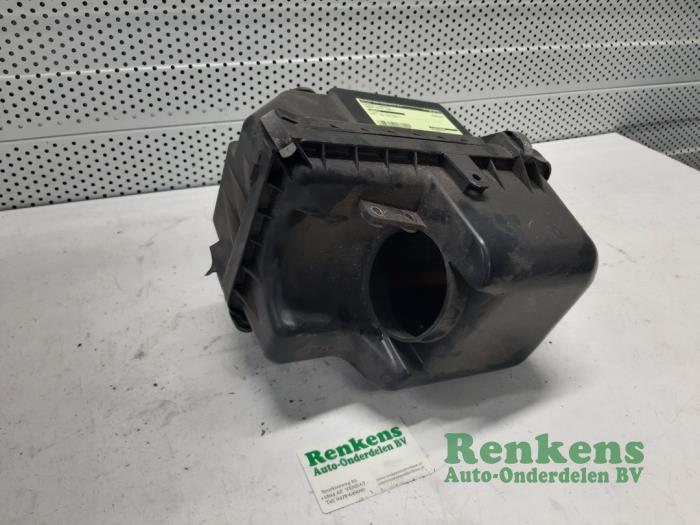 Gebrauchte Luftfiltergehäuse Mazda MX-5 (NB18/35/8C) 1.6i 16V Preis € 40,00 Margenregelung angeboten von Renkens Auto-Onderdelen B.V.