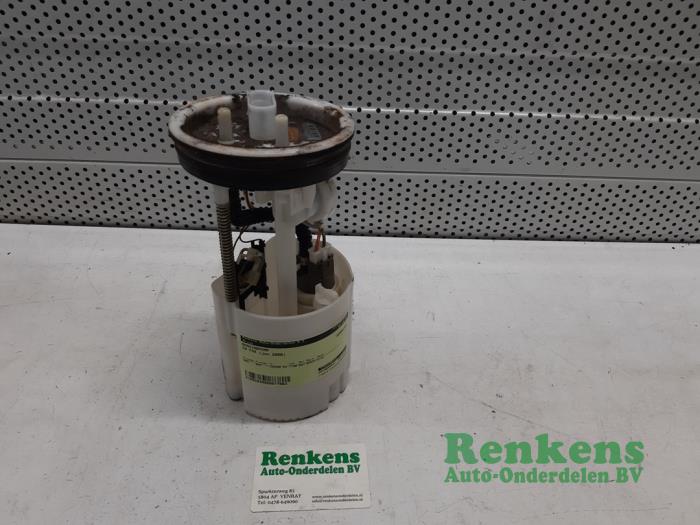 Usagé Pompe essence Volkswagen Fox (5Z) 1.2 Prix € 35,00 Règlement à la marge proposé par Renkens Auto-Onderdelen B.V.