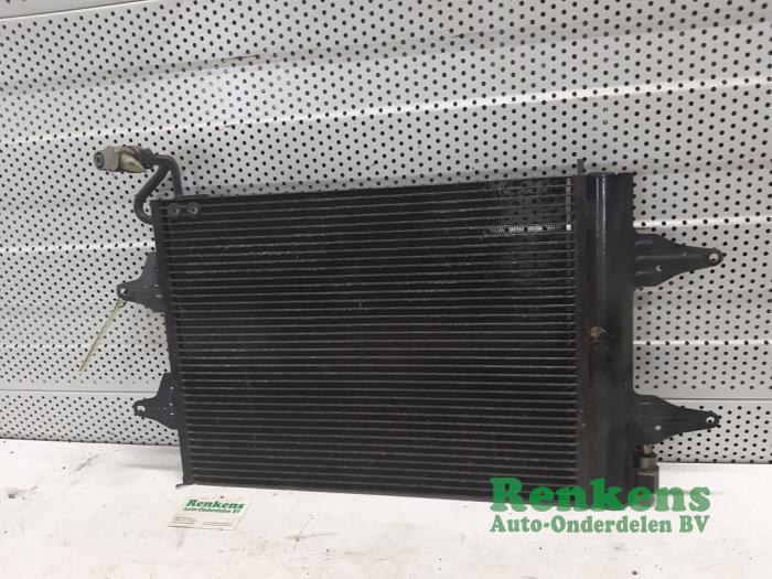 Begagnade AC-radiator Volkswagen Polo IV (9N1/2/3) 1.2 Pris € 25,00 Marginaltabell erbjuds av Renkens Auto-Onderdelen B.V.