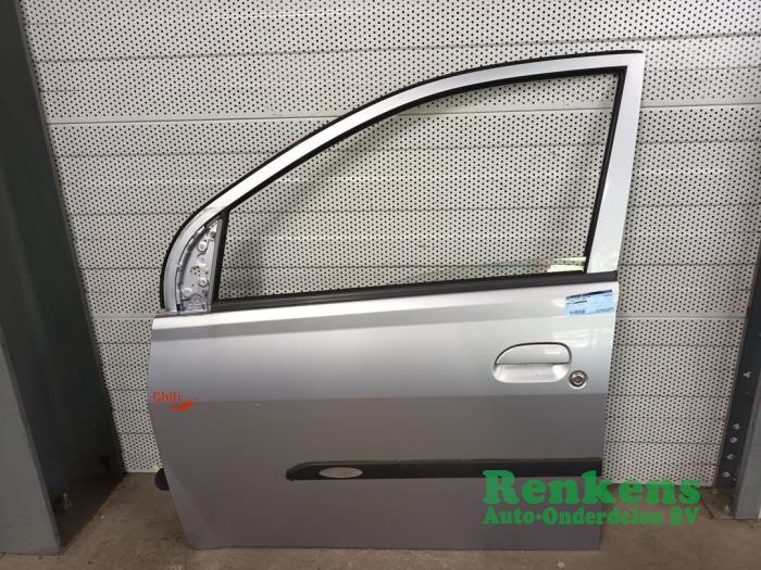 Porte avant gauche d'un Daihatsu Cuore (L251/271/276) 1.0 12V DVVT 2006