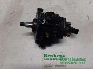 Used Diesel pump Opel Astra H SW (L35) 1.9 CDTi 16V 150 Price € 125,00 Margin scheme offered by Renkens Auto-Onderdelen B.V.