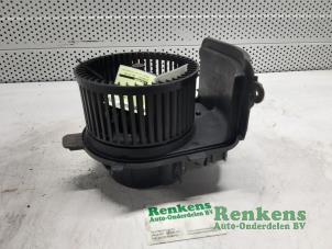 Used Heating and ventilation fan motor Renault Clio II (BB/CB) 1.4 16V Price € 35,00 Margin scheme offered by Renkens Auto-Onderdelen B.V.
