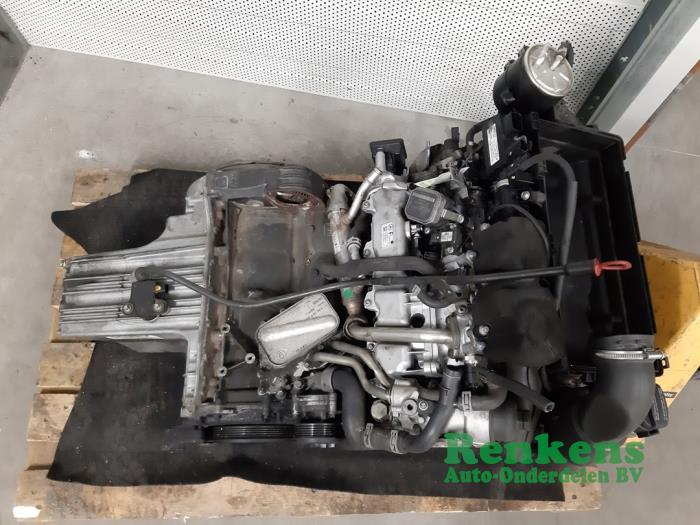 Used Engine Mercedes A (W169) 2.0 A-200 CDI 16V 5-Drs. Price on request offered by Renkens Auto-Onderdelen B.V.