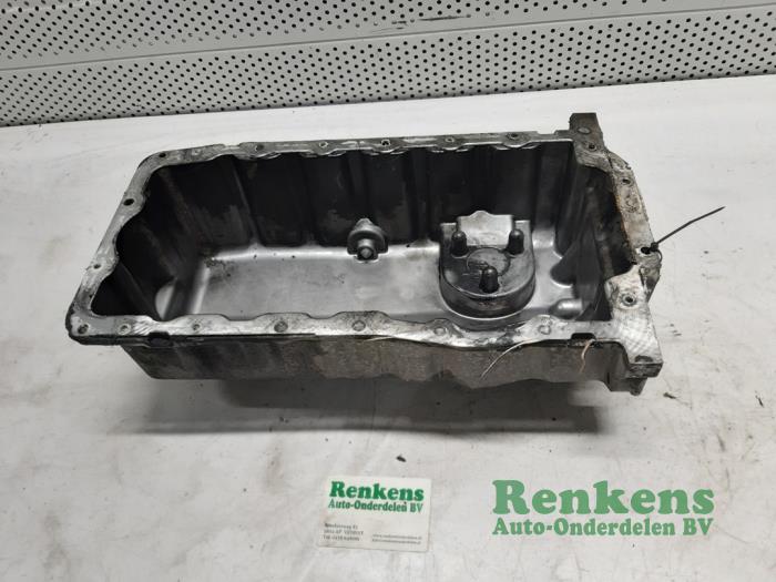Gebrauchte Ölwanne Volkswagen Caddy II (9K9A) 1.9 TDI Preis € 40,00 Margenregelung angeboten von Renkens Auto-Onderdelen B.V.