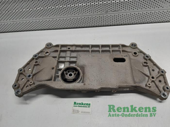 Subframe from a Seat Leon (1P1) 1.8 TSI 16V 2011