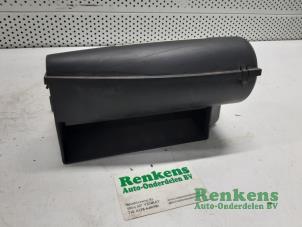 Used Air funnel Seat Leon (1P1) 1.8 TSI 16V Price € 20,00 Margin scheme offered by Renkens Auto-Onderdelen B.V.