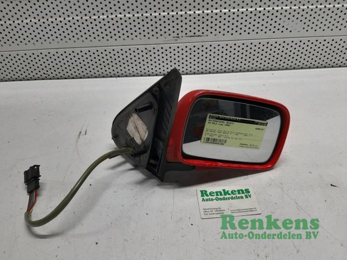 Wing mirror, right from a Volkswagen Polo III (6N1) 1.4i 60 1999