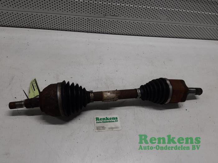 Gebrauchte Antriebswelle links vorne Ford Kuga I 2.0 TDCi 16V 140 Preis € 75,00 Margenregelung angeboten von Renkens Auto-Onderdelen B.V.