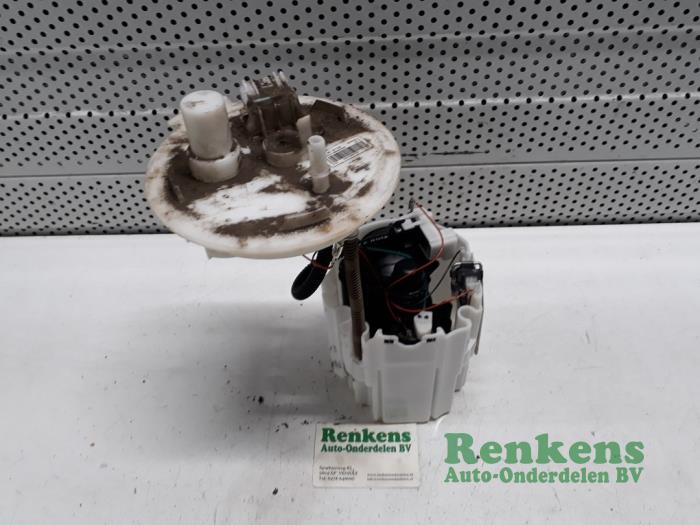 Gebrauchte Benzinpumpe Opel Astra J (PC6/PD6/PE6/PF6) 1.4 16V ecoFLEX Preis € 50,00 Margenregelung angeboten von Renkens Auto-Onderdelen B.V.