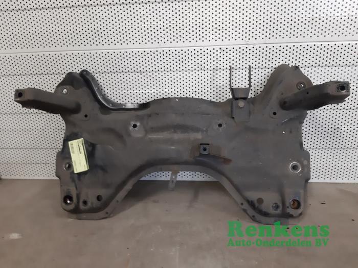 Begagnade Underram Peugeot 206+ (2L/M) 1.1 XR,XS Pris € 60,00 Marginaltabell erbjuds av Renkens Auto-Onderdelen B.V.