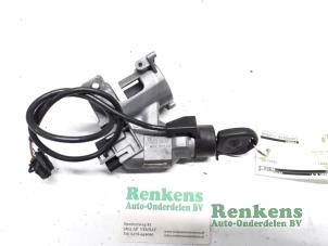 Used Ignition lock + key Seat Arosa (6H1) 1.4 MPi Price € 30,00 Margin scheme offered by Renkens Auto-Onderdelen B.V.