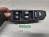SsangYong Rexton 2.3 16V RX 230 Electric window switch