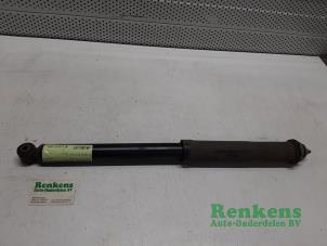 Used Rear shock absorber rod, left Peugeot 107 1.0 12V Price € 20,00 Margin scheme offered by Renkens Auto-Onderdelen B.V.