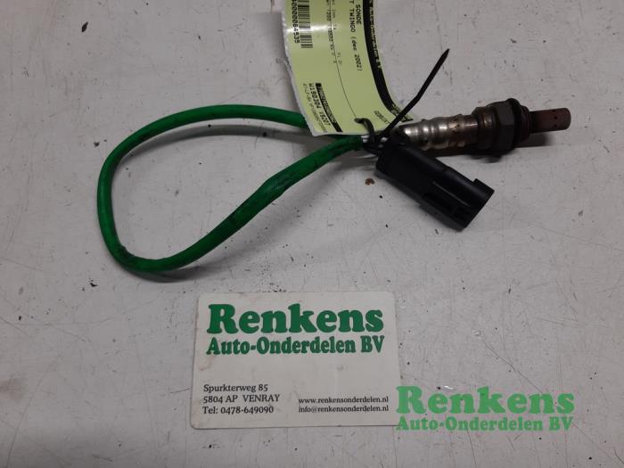 Usados Sonda Lambda Renault Twingo (C06) 1.2 16V Precio € 20,00 Norma de margen ofrecido por Renkens Auto-Onderdelen B.V.