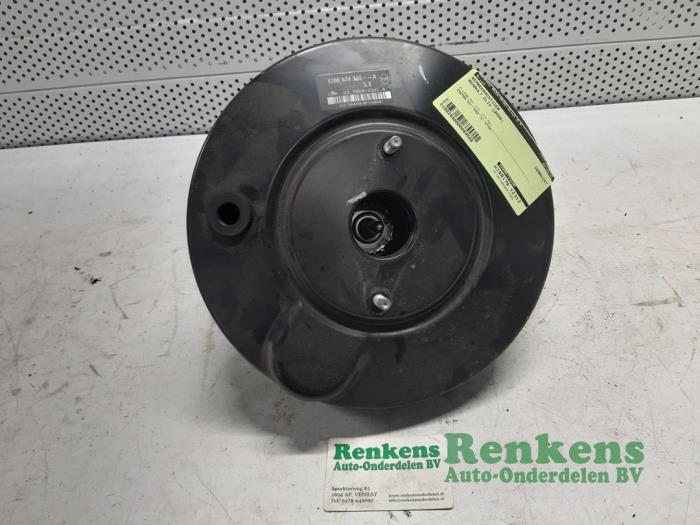 Usagé Servo frein Renault Clio III (BR/CR) 1.5 dCi 70 Prix € 40,00 Règlement à la marge proposé par Renkens Auto-Onderdelen B.V.