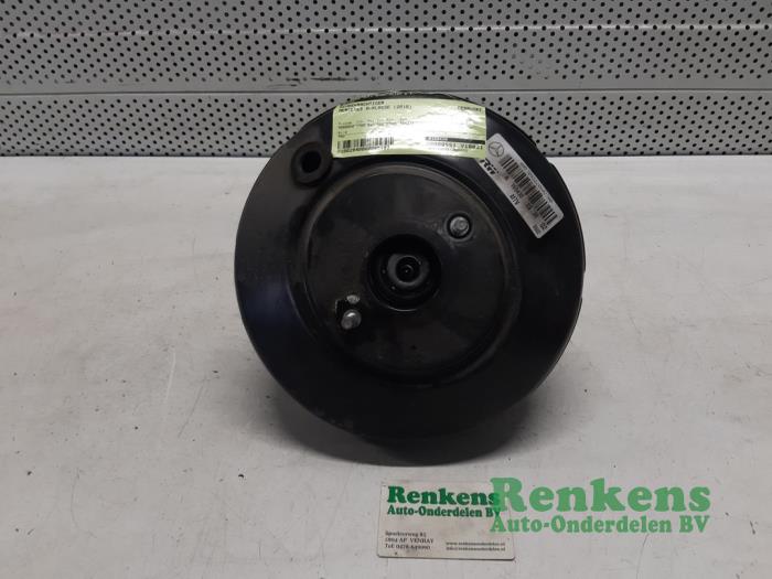 Usagé Servo frein Mercedes A (W169) 1.7 A-180 Prix € 35,00 Règlement à la marge proposé par Renkens Auto-Onderdelen B.V.