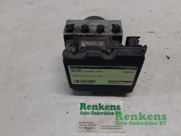 Usagé Pompe ABS Mercedes A (W169) 1.7 A-180 Prix € 75,00 Règlement à la marge proposé par Renkens Auto-Onderdelen B.V.