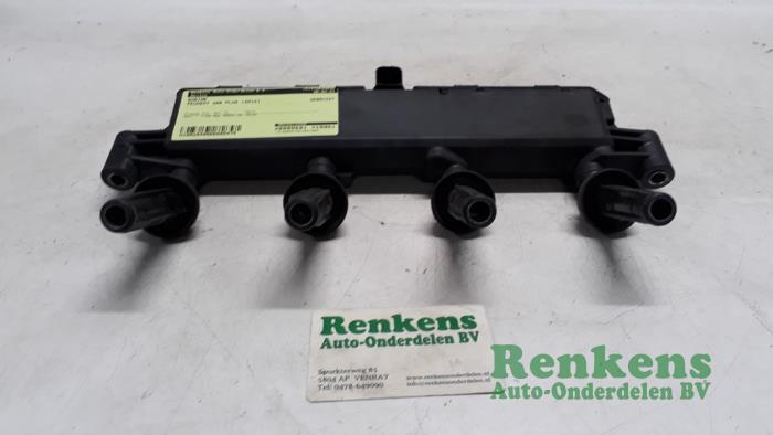 Usagé Bobine Peugeot 206+ (2L/M) 1.1 XR,XS Prix € 25,00 Règlement à la marge proposé par Renkens Auto-Onderdelen B.V.
