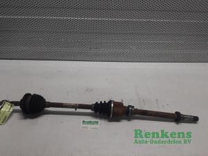 Used Front drive shaft, right Peugeot 206+ (2L/M) 1.4 XS Price € 45,00 Margin scheme offered by Renkens Auto-Onderdelen B.V.