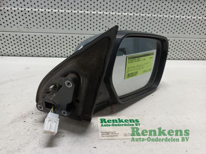 Wing mirror, right from a Mitsubishi Outlander (CU) 2.0 16V 4x2 2006