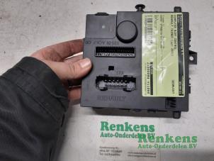Usagé Ordinateur contrôle fonctionnel Renault Twingo II (CN) 1.5 dCi 90 FAP Prix € 60,00 Règlement à la marge proposé par Renkens Auto-Onderdelen B.V.