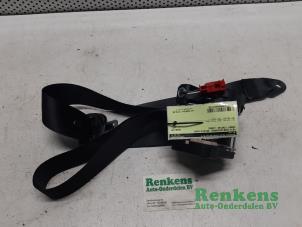 Used Front seatbelt, right Smart Fortwo Coupé (450.3) 0.8 CDI Price € 35,00 Margin scheme offered by Renkens Auto-Onderdelen B.V.