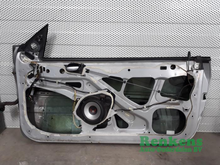 Porte boite a gants PEUGEOT 206 PHASE 2 1.4i - 8V Essence occasion