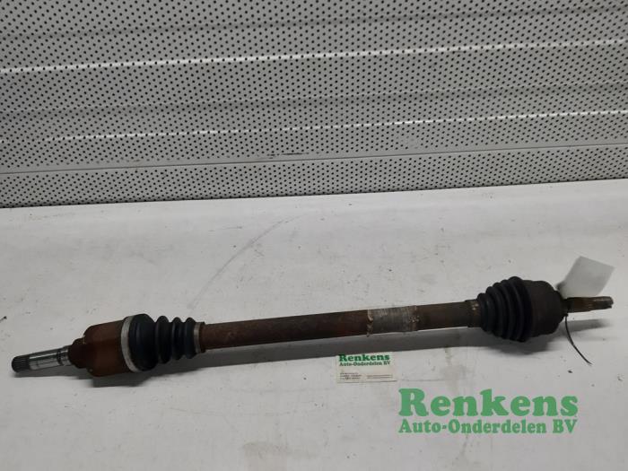 Front drive shaft, right from a Peugeot 207/207+ (WA/WC/WM) 1.4 16V 2007