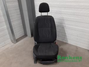 Używane Fotel prawy Kia Picanto (TA) 1.0 12V Cena € 75,00 Procedura marży oferowane przez Renkens Auto-Onderdelen B.V.