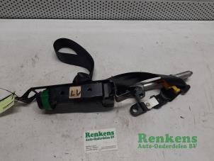 Used Front seatbelt, left Volvo S60 I (RS/HV) 2.4 20V 140 Price € 40,00 Margin scheme offered by Renkens Auto-Onderdelen B.V.