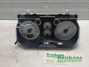 Used Odometer KM Mitsubishi Outlander (CU) 2.0 16V 4x2 Price € 50,00 Margin scheme offered by Renkens Auto-Onderdelen B.V.
