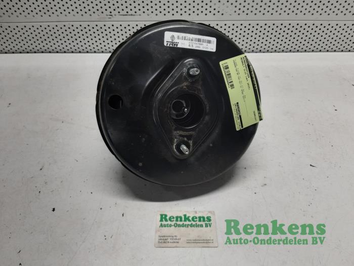 Usagé Servo frein Renault Clio IV (5R) 1.5 Energy dCi 90 FAP Prix € 60,00 Règlement à la marge proposé par Renkens Auto-Onderdelen B.V.