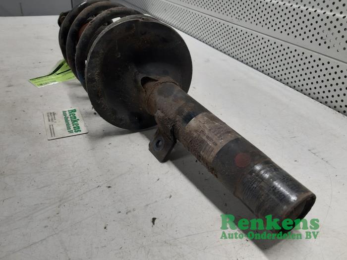 Front shock absorber rod, right from a Ford Transit Connect 1.8 TDCi 90 DPF 2012