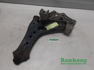 Used Front wishbone, left Skoda Fabia II (5J) 1.4 TDI 80 Price € 40,00 Margin scheme offered by Renkens Auto-Onderdelen B.V.