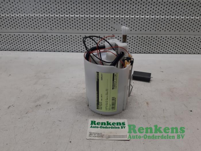 Gebrauchte Benzinpumpe Ford Fiesta 7 1.1 Ti-VCT 12V 85 Preis € 35,00 Margenregelung angeboten von Renkens Auto-Onderdelen B.V.