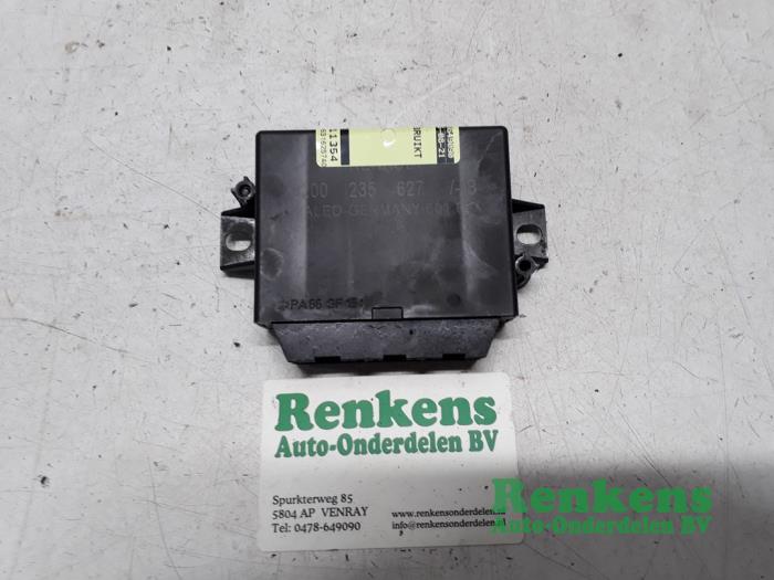 Usados Módulo PDC Renault Scénic II (JM) 2.0 16V Precio € 30,00 Norma de margen ofrecido por Renkens Auto-Onderdelen B.V.