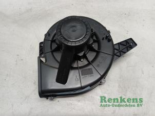 Używane Silnik wentylatora nagrzewnicy Seat Ibiza IV SC (6J1) 1.2 12V Cena na żądanie oferowane przez Renkens Auto-Onderdelen B.V.