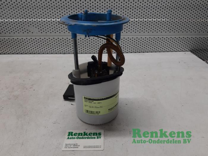 Gebrauchte Benzinpumpe Seat Leon (1P1) 2.0 TFSI FR 16V Preis € 40,00 Margenregelung angeboten von Renkens Auto-Onderdelen B.V.
