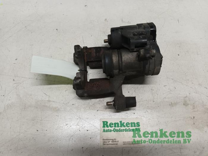 Rear brake calliper, left from a Volkswagen Touran (5T1) 2.0 TDI 150 2019