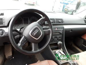 Usagé Airbag set + dashboard Audi A4 Avant (B7) 2.0 20V Prix sur demande proposé par Renkens Auto-Onderdelen B.V.