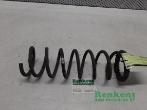 Used Rear coil spring Mazda Demio (DW) 1.3 16V Price € 20,00 Margin scheme offered by Renkens Auto-Onderdelen B.V.