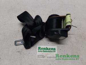 Used Rear seatbelt, right Seat Leon (1M1) 1.6 16V Price € 25,00 Margin scheme offered by Renkens Auto-Onderdelen B.V.
