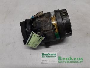 Used Air conditioning pump Opel Omega B (25/26/27) 2.6 V6 24V Price € 90,00 Margin scheme offered by Renkens Auto-Onderdelen B.V.