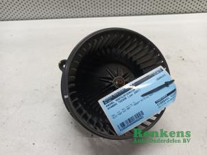 Usados Motor de ventilador de calefactor Hyundai Tucson (JM) 2.0 CRDi VGT 16V 4x2 Precio € 40,00 Norma de margen ofrecido por Renkens Auto-Onderdelen B.V.