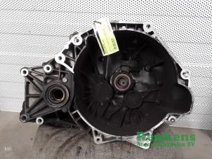 Used Gearbox Opel Vectra C GTS 2.2 DIG 16V Price on request offered by Renkens Auto-Onderdelen B.V.